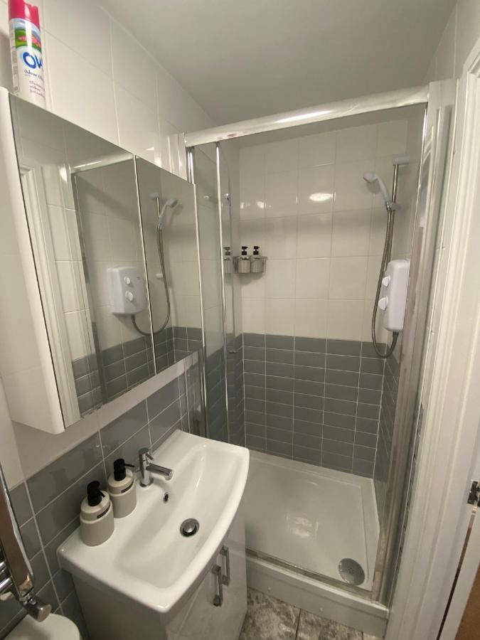 February Bliss Special, Unwind In Style With Our Exclusive Sa Promo, Book Now Apartment London Exterior photo